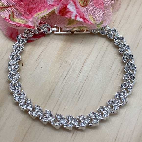 Silver Diamond Tennis Bracelet - Picture 5 of 7